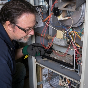 Choosing Between Furnace Repair & Replacement